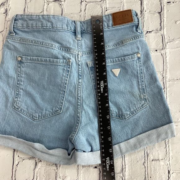 Guess Shorts Women’s Size 26 Color Light Blue Jeans Los Angeles Design - Picture 8 of 9